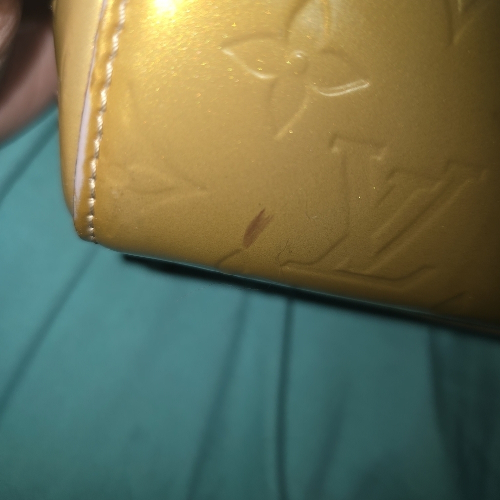 Louis Vuitton Gold and Tan Vernis Shoulder Bag - Picture 9 of 12